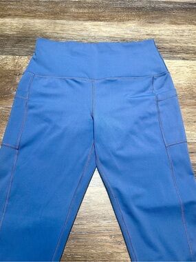 Blue High Waisted Pocket Leggings – Athletic/Yoga Pants